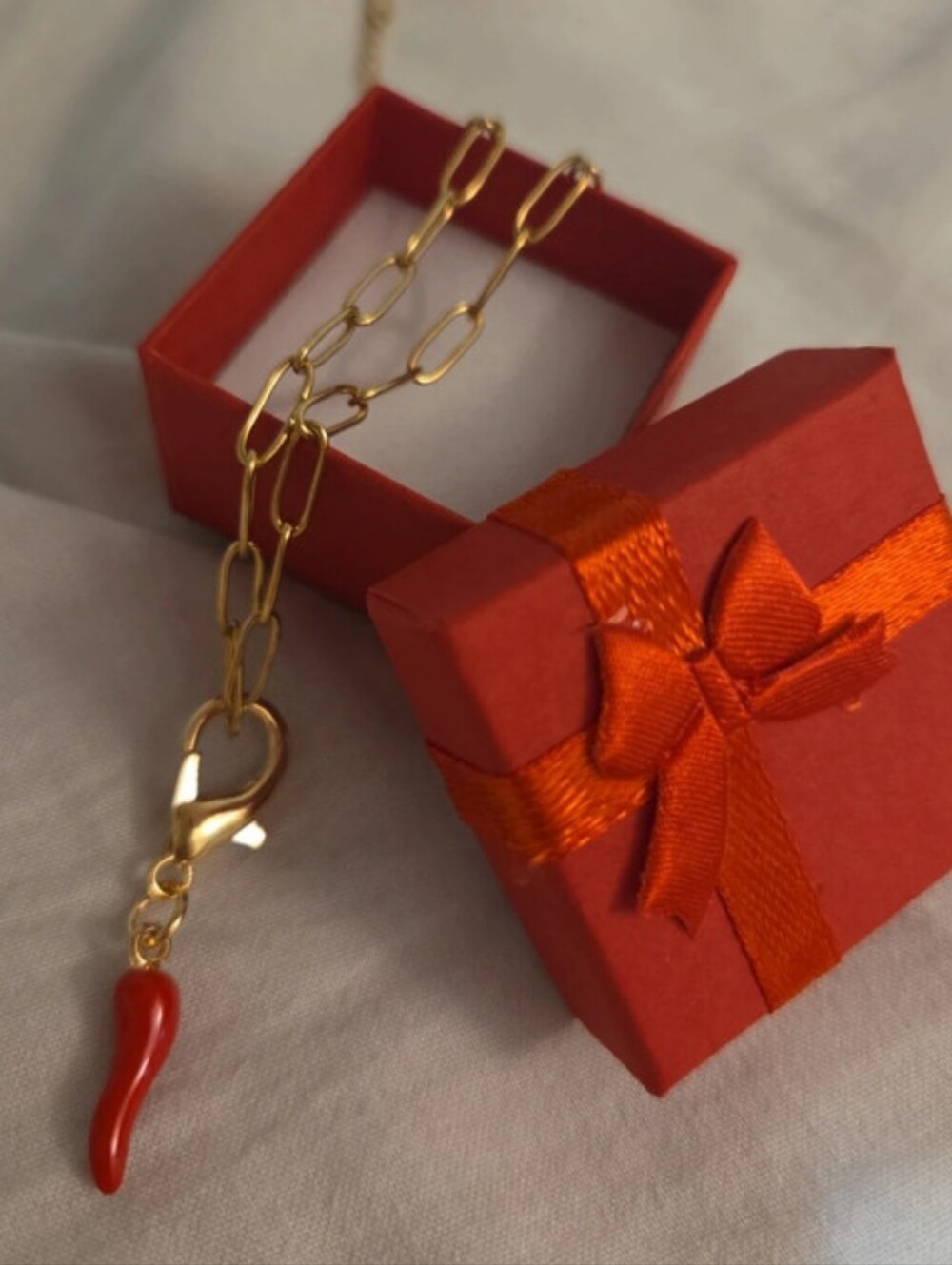 Golden Paperclip Charm Bracelet with Red Cornicello Italian Horn NIB